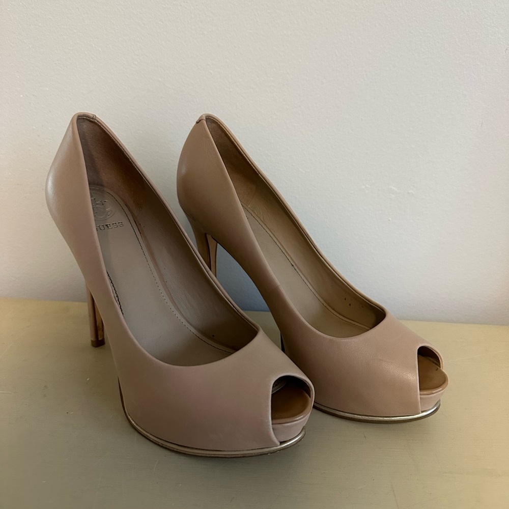 GUESS Heels